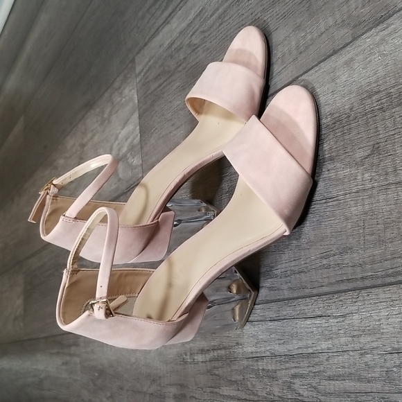 Expression Lucite Kara Heels Size 7 Faux Pink Suede - Picture 2 of 6